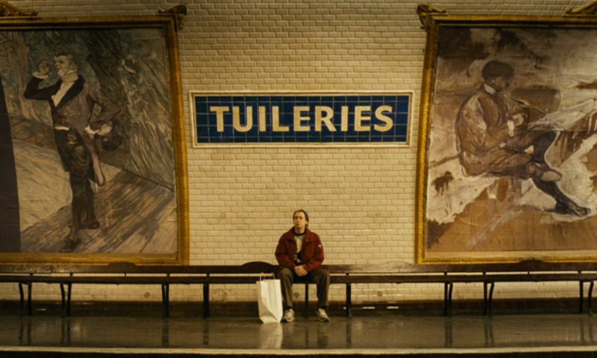 Cinematic escapism to spark wanderlust | A still from Paris Je T'aime