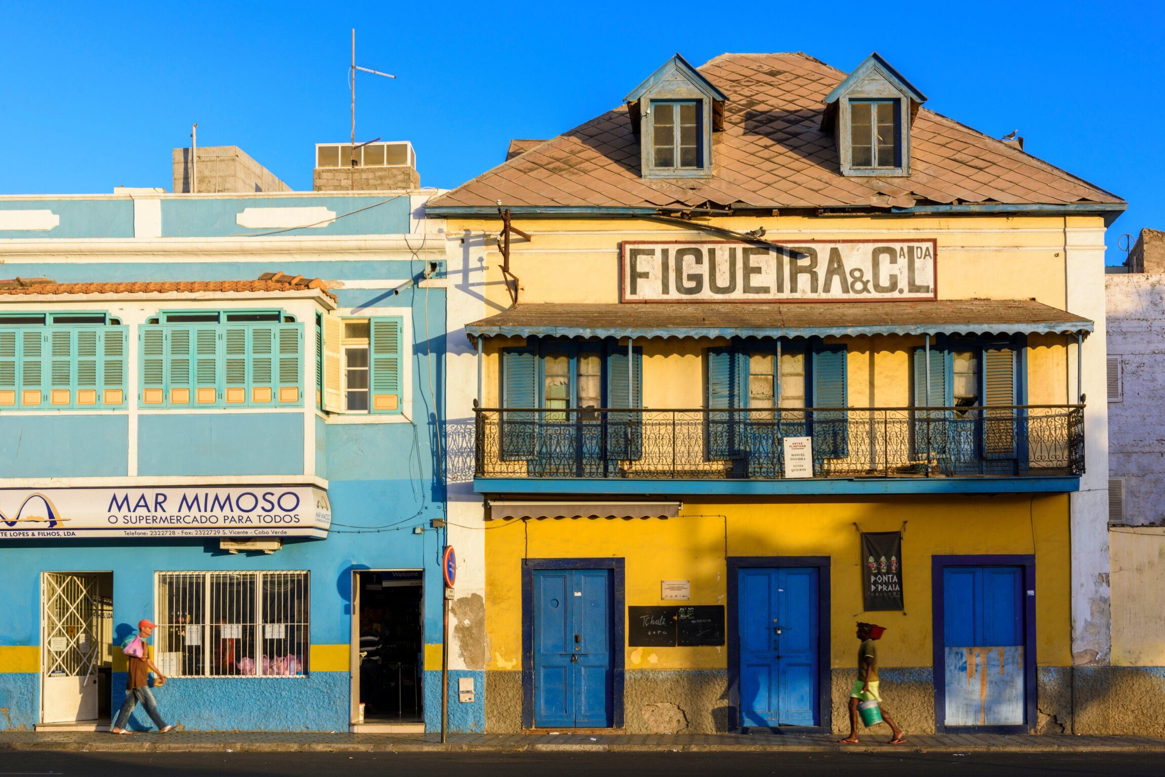 Praia Street with the Workshop of the Figueira brothers, Manuel and Tchale, Cape Verdean Painter, Mindelo, Sao Vicente, Cape Verde Islands, Africa.