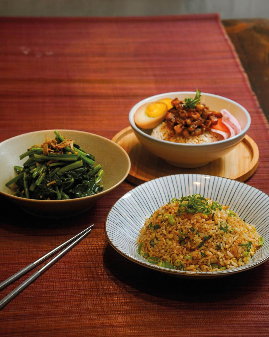 Bowls of food at Foodi-Jia-Ba-Buay