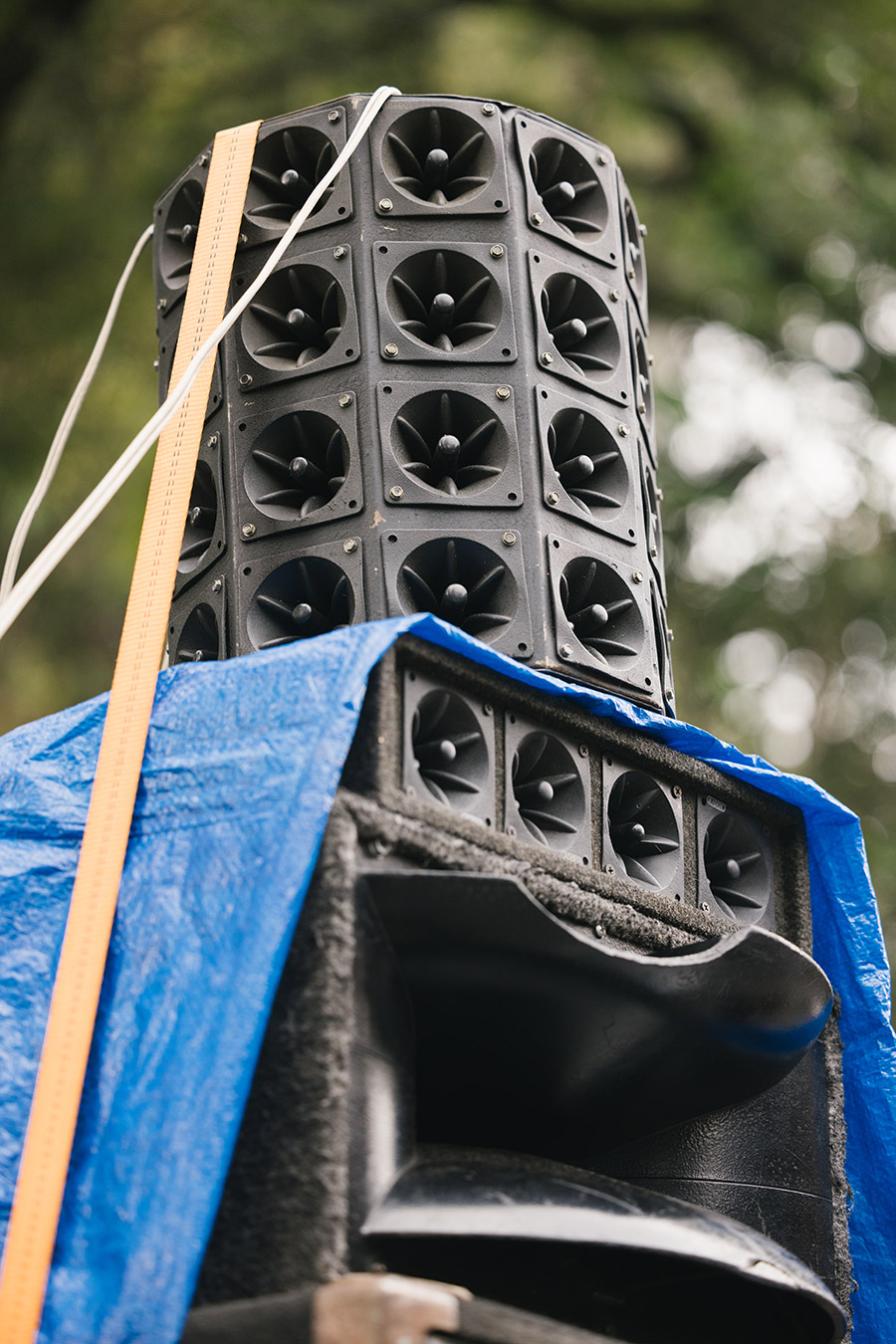 A speaker stack at Kiosko Morisco, Mexico City